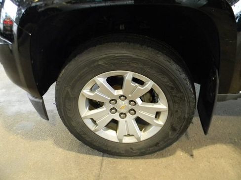 Used 2019 Chevrolet Colorado LT AWD/4WD image 10