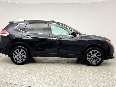 Used 2016 Nissan Rogue SL w/ SL Premium Package AWD/4WD image 4