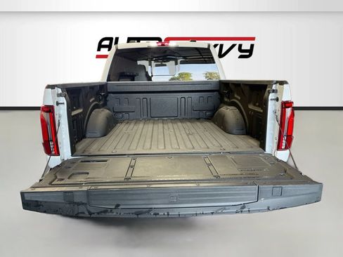 Used 2024 Ford F150 Platinum w/ FX4 Off-Road Package AWD/4WD image 27