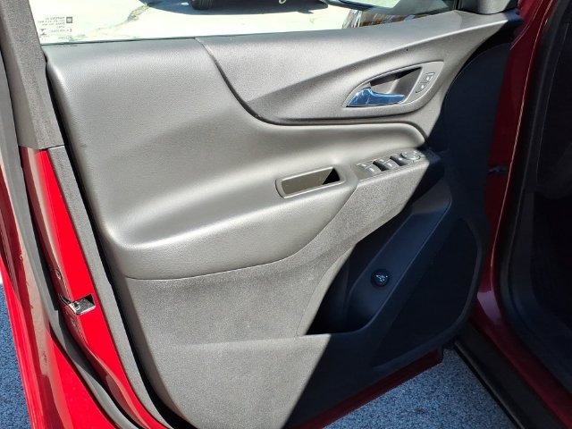 Used 2020 Chevrolet Equinox LT AWD/4WD image 12