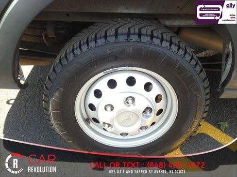 Used 2020 Ford Transit 250 Medium Roof AWD w/ Interior Upgrade Package image 25