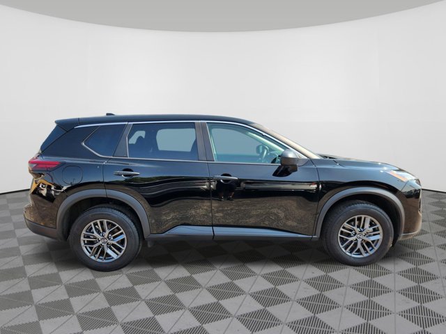 Certified 2025 Nissan Rogue S AWD/4WD image 6