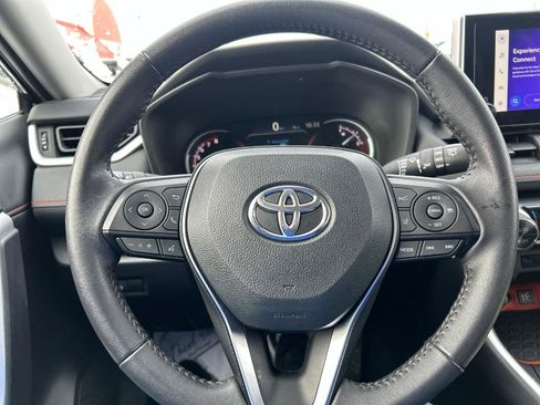 Used 2024 Toyota RAV4 Adventure AWD/4WD image 7