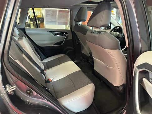 Used 2023 Toyota RAV4 XLE w/ Convenience Package FWD image 14