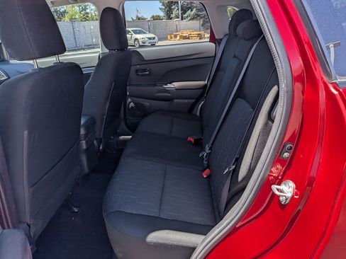 Used 2024 Mitsubishi Outlander Sport LE AWD/4WD image 27