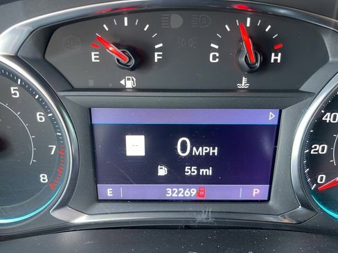 Used 2022 Chevrolet Traverse RS image 18