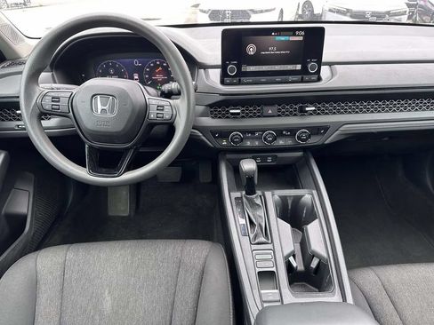 Used 2023 Honda Accord EX image 15