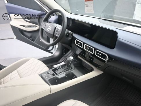 New 2026 Nissan Sentra SL w/ Floor Mat Package FWD image 19