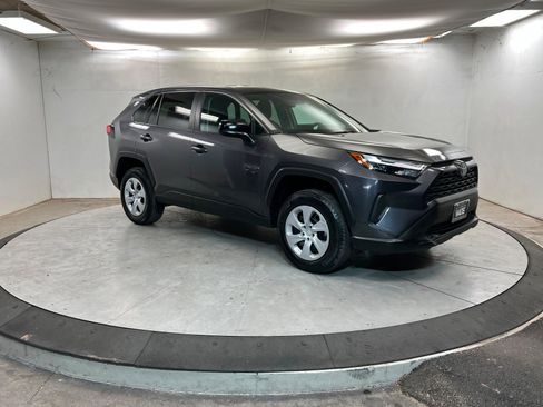 Used 2024 Toyota RAV4 LE image 8