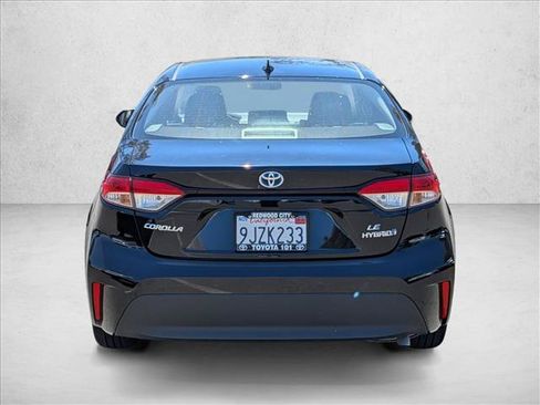 Used 2024 Toyota Corolla LE w/ LE Convenience Package FWD image 6