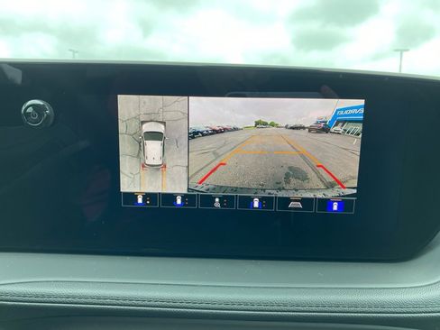 Used 2024 Buick Encore GX Avenir w/ Avenir Technology Package image 29