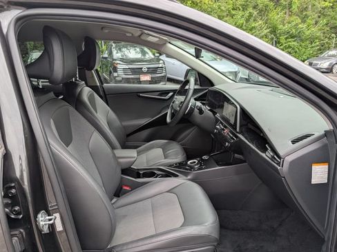 Used 2023 Kia Niro Wind w/ Wind Preserve Package FWD image 9