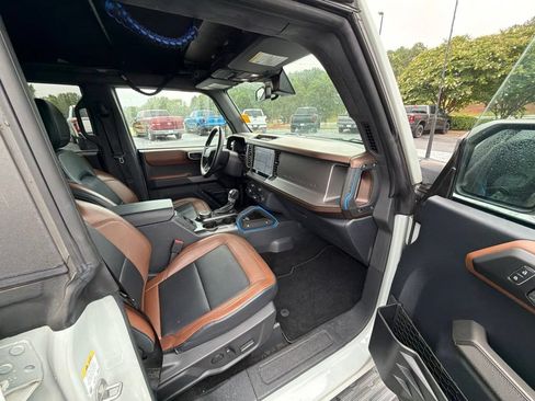 Used 2022 Ford Bronco Outer Banks AWD/4WD image 11