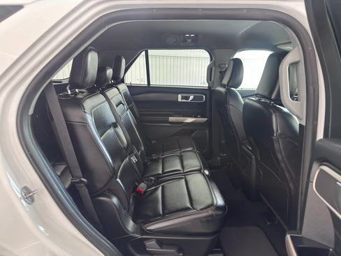 Used 2020 Ford Explorer 4WD Police Interceptor image 11
