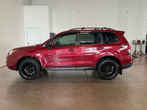 Used 2018 Subaru Forester 2.5i Premium AWD/4WD image 16