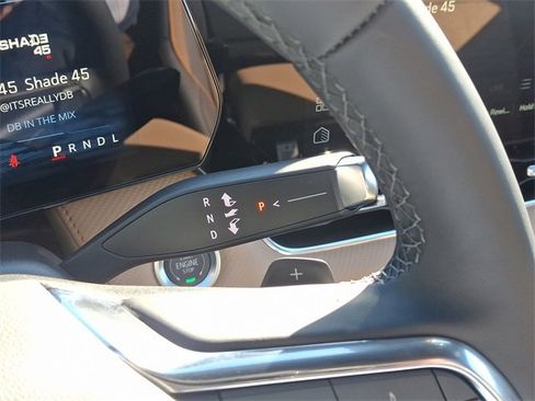 New 2025 Chevrolet Equinox ACTIV w/ Safety and Technology Package image 12