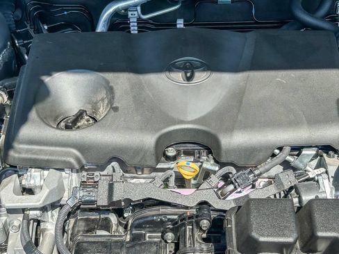 Used 2024 Toyota RAV4 XLE Premium FWD image 28