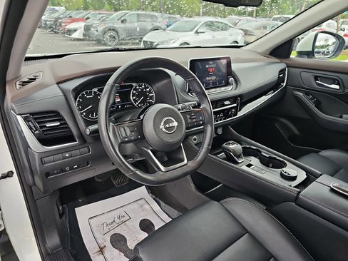 Used 2023 Nissan Rogue SL AWD/4WD image 18