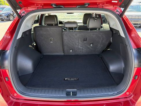 Used 2021 Hyundai Tucson Limited FWD image 18