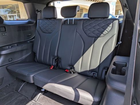 Used 2022 Hyundai Palisade Calligraphy FWD image 24