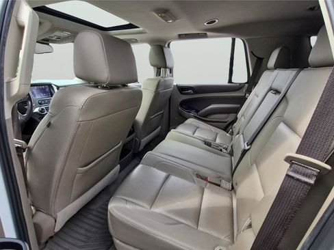 Used 2019 Chevrolet Tahoe LT AWD/4WD image 17