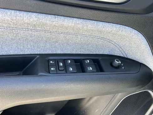 Used 2022 Jeep Compass Latitude w/ Convenience Group image 26