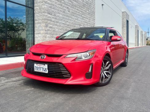 Used 2014 Scion tC FWD image 23