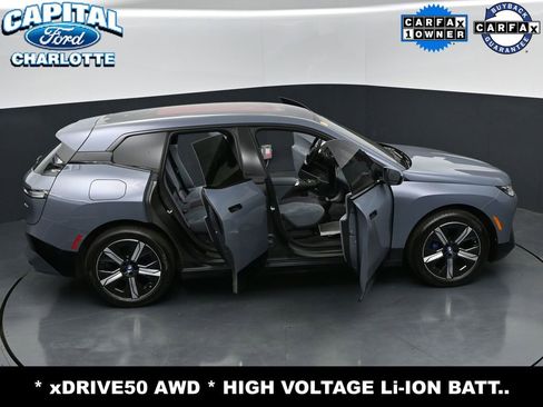 Used 2023 BMW iX xDrive50 w/ Sport Package AWD/4WD image 31