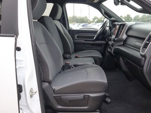 Used 2024 RAM 2500 Big Horn image 28