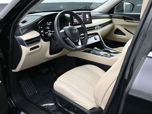 Used 2023 INFINITI QX60 Luxe w/ Cargo Package FWD image 2