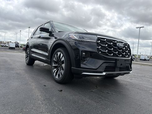 New 2026 Ford Explorer Platinum w/ LUX Leather Package AWD/4WD image 5