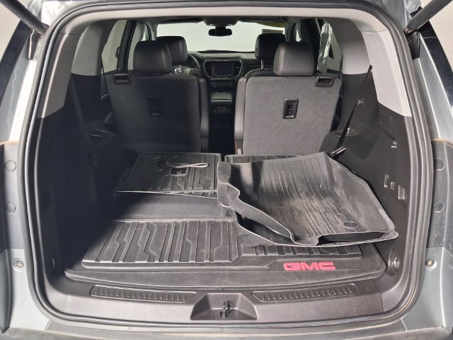 Used 2023 GMC Acadia AT4 w/ Technology Package AWD/4WD image 14