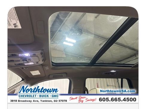 Used 2025 GMC Yukon Denali w/ Denali Reserve Package image 21