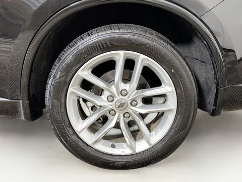 Used 2023 Dodge Durango GT image 30