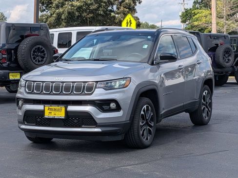 Used 2022 Jeep Compass Limited AWD/4WD image 3