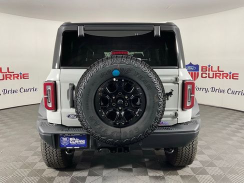 New 2026 Ford Bronco Badlands image 4