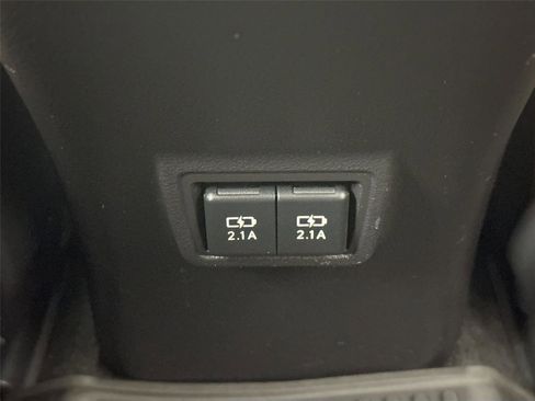 Used 2020 Lexus UX 200 image 33