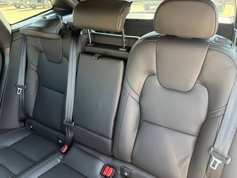 New 2026 Volvo XC60 B5 Ultra w/ Protection Package Premier image 23