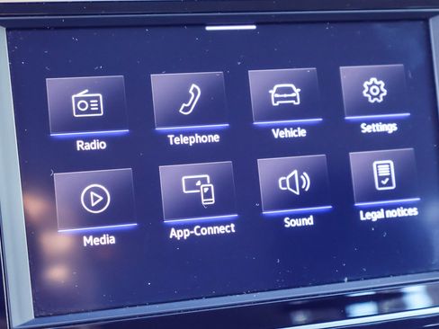 Used 2024 Volkswagen Taos S image 4