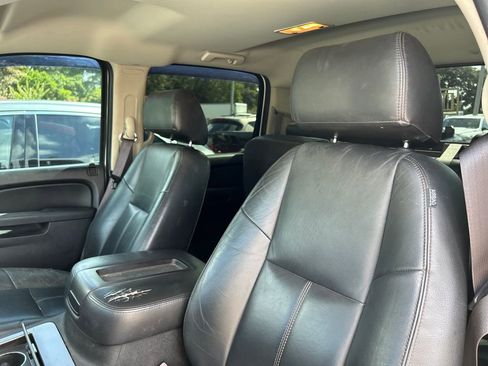 Used 2012 GMC Sierra 1500 SLE w/ All-Terrain Package AWD/4WD image 9