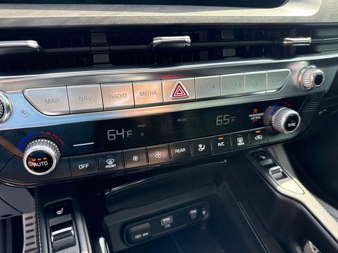 Used 2024 Kia Telluride SX X-Line image 18