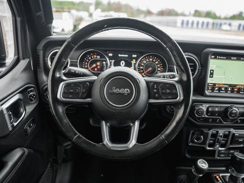 Used 2020 Jeep Gladiator Overland image 35