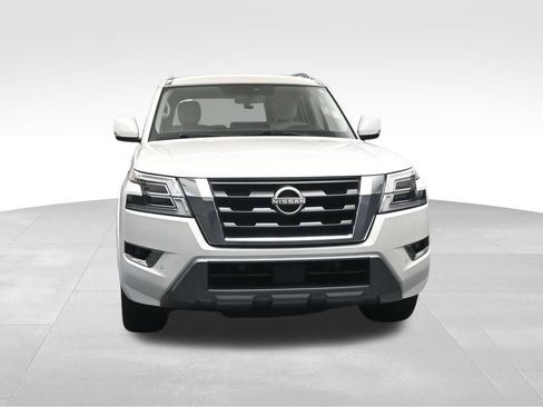 Used 2022 Nissan Armada SV w/ SV Appearance Package RWD image 8