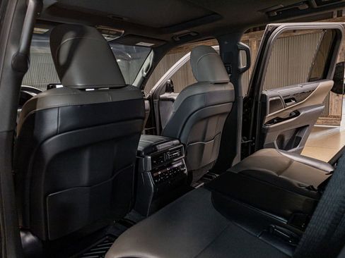 Used 2025 Lexus LX 700h Overtrail AWD/4WD image 23