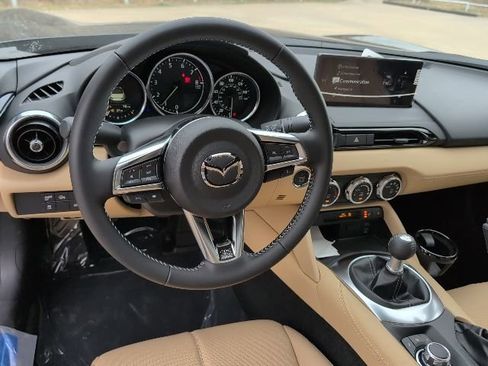 New 2025 MAZDA MX-5 Miata Grand Touring image 4