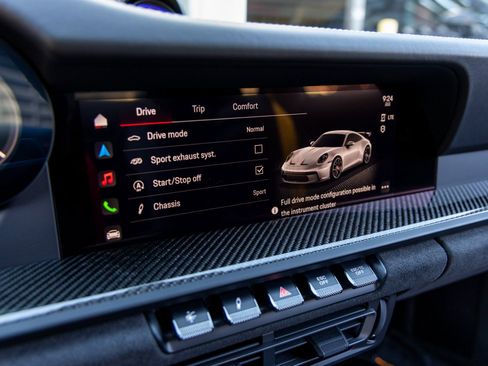 Certified 2022 Porsche 911 GT3 image 37