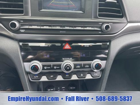 Used 2020 Hyundai Elantra SE w/ Cargo Package (C1) FWD image 28