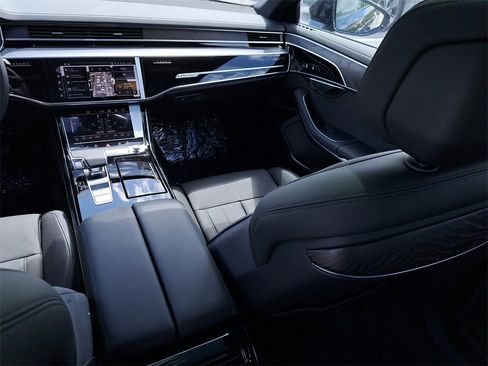 New 2025 Audi A8 L 3.0T image 25