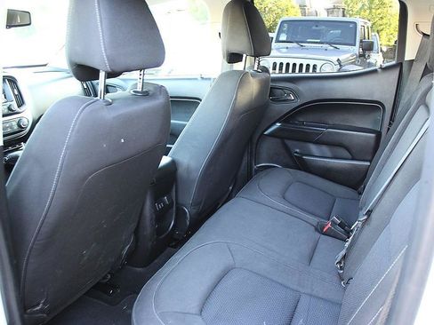 Used 2018 Chevrolet Colorado LT RWD image 9