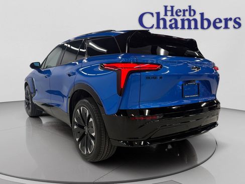 Used 2024 Chevrolet Blazer EV RS image 3